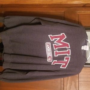 Comfy MIT sweatshirt